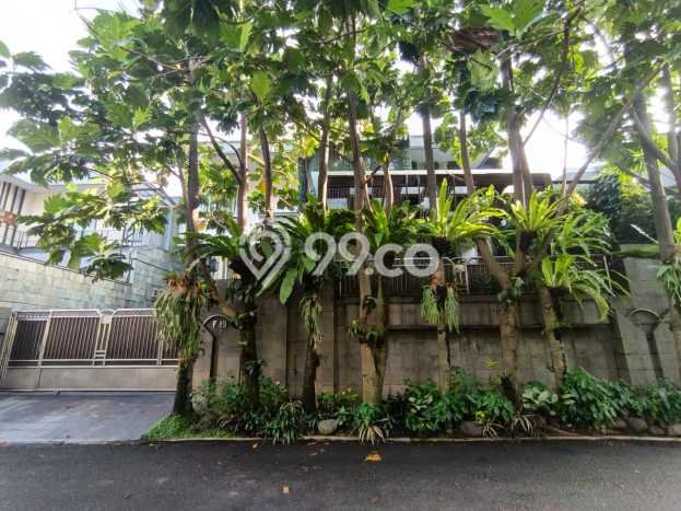 For Sale! Luxury House LT 540m2 Desain Elegan di Simprug Garden For Sale! Luxury House LT 540m2 Desain Elegan di Simprug Garden