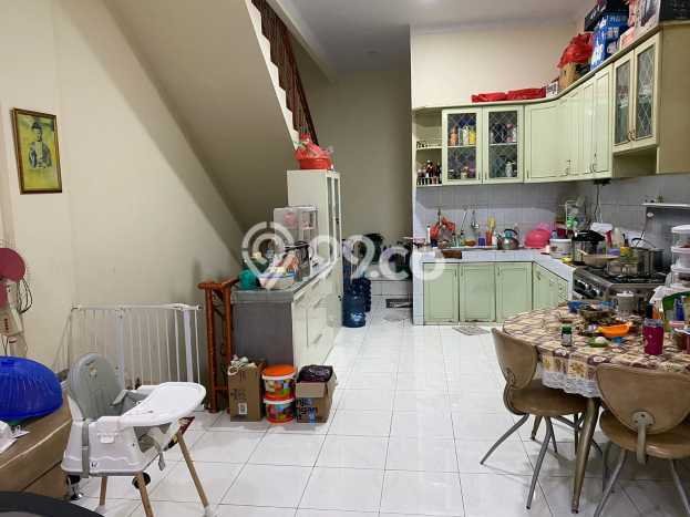 Untuk Dijual Ruko di Jelambar Jakarta Barat LT 100m2 / LB 100m2 Untuk Dijual Ruko di Jelambar Jakarta Barat LT 100m2 / LB 100m2