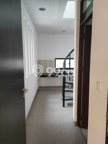 Rumah Premium di Jakarta Utara Strategis Kondisi Terawat Rumah Premium di Jakarta Utara Strategis Kondisi Terawat