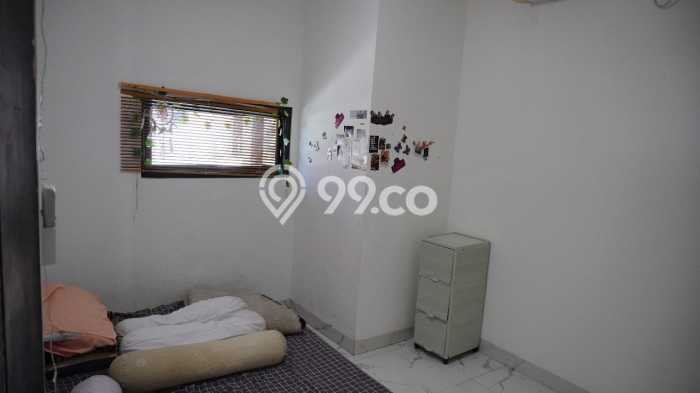 Dijual Hunian Rumah Terawat 4 KT di Jatiwaringin, Bekasi Dijual Hunian Rumah Terawat 4 KT di Jatiwaringin, Bekasi