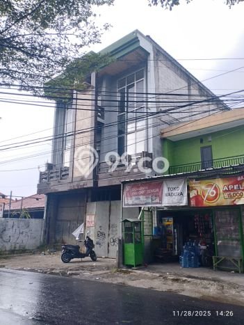 Hot Offer Hunian Mewah Ideal dan Luas di Karang Satria, Bekasi Hot Offer Hunian Mewah Ideal dan Luas di Karang Satria, Bekasi
