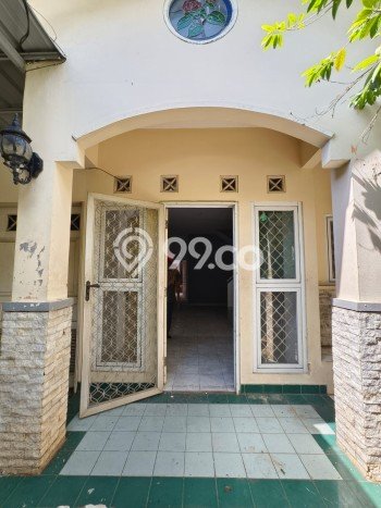 Dijual Rumah Luas Elegan Dengan View Eksklusif di Galaxy, Bekasi Dijual Rumah Luas Elegan Dengan View Eksklusif di Galaxy, Bekasi