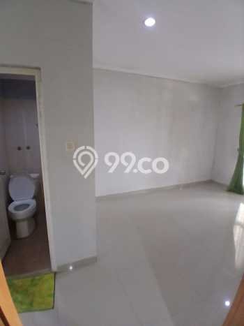 Jarang Ada! Rumah Sewa 3 Kamar Nyaman Siap Huni Sektor 5 - Bintaro Jarang Ada! Rumah Sewa 3 Kamar Nyaman Siap Huni Sektor 5 - Bintaro