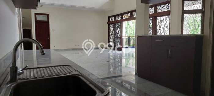 Disewakan Rumah Nyaman di Cipete LT 750m2 / LB 700m2 Siap Huni Disewakan Rumah Nyaman di Cipete LT 750m2 / LB 700m2 Siap Huni