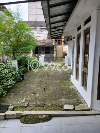 Jarang Ada! Rumah Sewa 3 Kamar Nyaman Siap Huni Sektor 5 - Bintaro Jarang Ada! Rumah Sewa 3 Kamar Nyaman Siap Huni Sektor 5 - Bintaro
