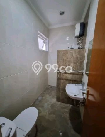 Rumah Asri di Kelapa Dua, 4 KM, Akses Mudah Rumah Asri di Kelapa Dua, 4 KM, Akses Mudah