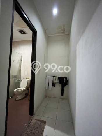 Dijual Rumah 4 Kamar Lokasi Strategis Nyaman dan Strategis di BSD Dijual Rumah 4 Kamar Lokasi Strategis Nyaman dan Strategis di BSD