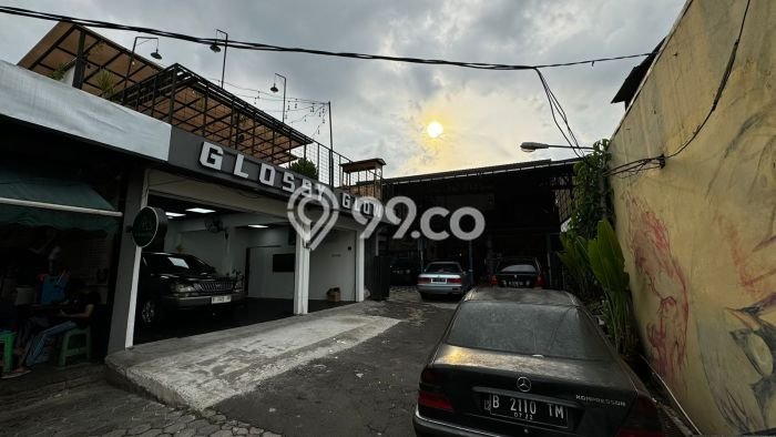 Area Strategis! Disewakan Komersial Lokasi Pasar Minggu, Jakarta Selatan Cocok untuk Bisnis Area Strategis! Disewakan Komersial Lokasi Pasar Minggu, Jakarta Selatan Cocok untuk Bisnis
