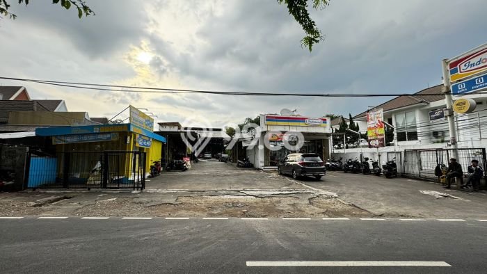 Area Strategis! Disewakan Komersial Lokasi Pasar Minggu, Jakarta Selatan Cocok untuk Bisnis Area Strategis! Disewakan Komersial Lokasi Pasar Minggu, Jakarta Selatan Cocok untuk Bisnis