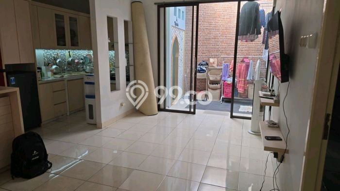 Rumah Lokasi Strategis area Ciledug, Tangerang, Luas 120m2m² Bangunan 100m2m² Rumah Lokasi Strategis area Ciledug, Tangerang, Luas 120m2m² Bangunan 100m2m²