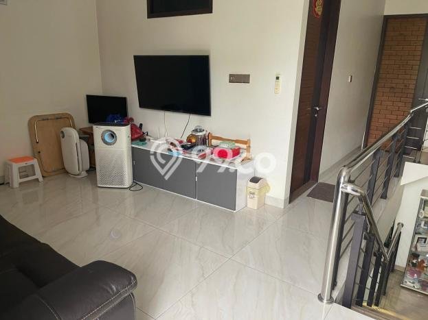 Rumah Modern 5 KT di Kalideres Jakarta Barat Semi Furnished Rumah Modern 5 KT di Kalideres Jakarta Barat Semi Furnished