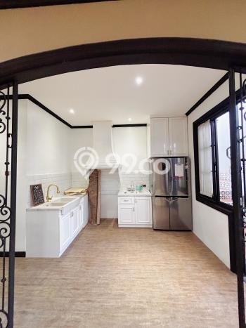 Ready to Use! Premium House LT 150m2 Desain Modern di Cinere Ready to Use! Premium House LT 150m2 Desain Modern di Cinere