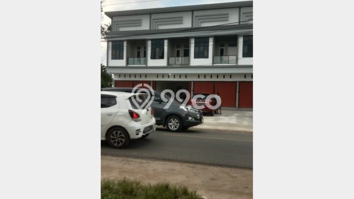 Lokasi Strategis! Dijual Ruko Bisnis di Singkawang Selatan, Singkawang Kondisi Baik Lokasi Strategis! Dijual Ruko Bisnis di Singkawang Selatan, Singkawang Kondisi Baik