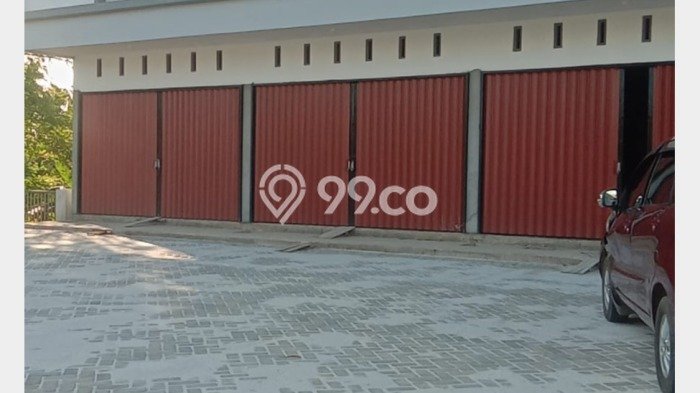 Lokasi Strategis! Dijual Ruko Bisnis di Singkawang Selatan, Singkawang Kondisi Baik Lokasi Strategis! Dijual Ruko Bisnis di Singkawang Selatan, Singkawang Kondisi Baik
