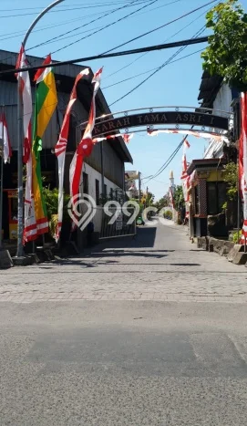 Rumah Akses Mudah di Ketintang, Surabaya, LT 64m2m² Bangunan 110m2m² Rumah Akses Mudah di Ketintang, Surabaya, LT 64m2m² Bangunan 110m2m²