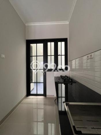 Rumah Minimalis 4 KT LT 74m2 di Surabaya Kota Rumah Minimalis 4 KT LT 74m2 di Surabaya Kota