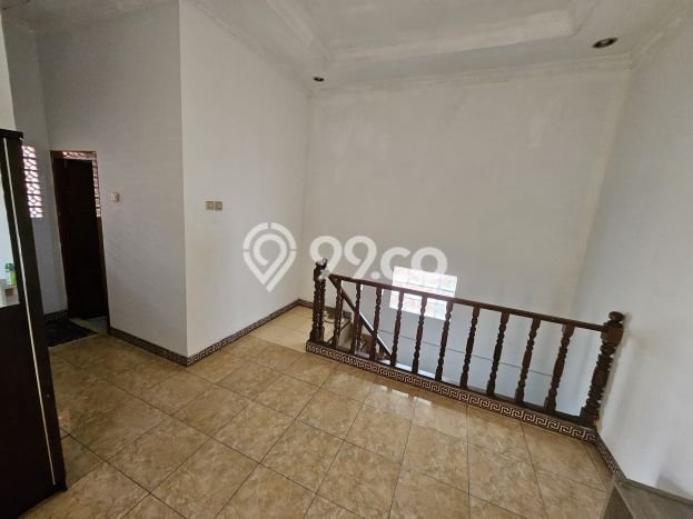 Disewakan Rumah Konsep Modern di Gubeng Surabaya dengan 4 Kamar Disewakan Rumah Konsep Modern di Gubeng Surabaya dengan 4 Kamar
