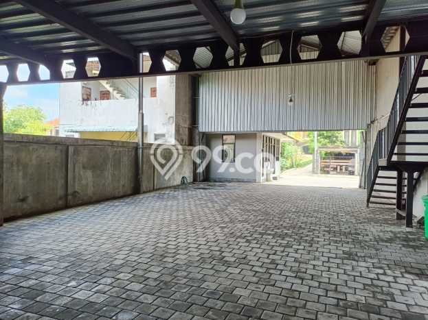 Gudang Dijual di Denpasar LT 300m2 & LB 300m2 Lokasi Terbaik! Gudang Dijual di Denpasar LT 300m2 & LB 300m2 Lokasi Terbaik!