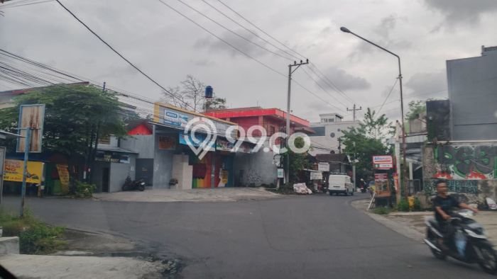 Tanah Dijual Area Strategis di Condong Catur Sleman 168m2 Tanah Dijual Area Strategis di Condong Catur Sleman 168m2