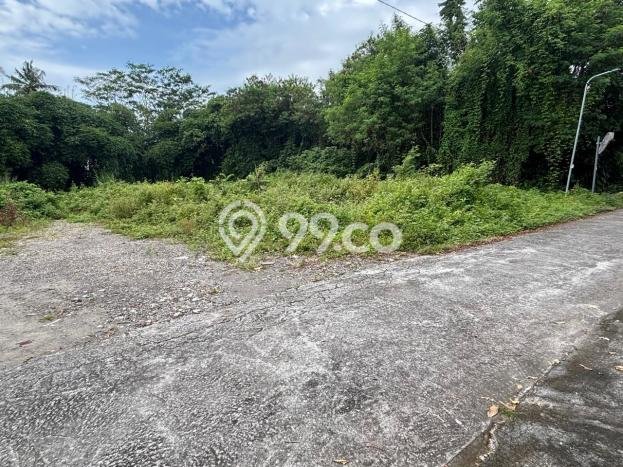 Lahan Kosong Dijual di Sleman dengan Area 118m2 Lahan Kosong Dijual di Sleman dengan Area 118m2