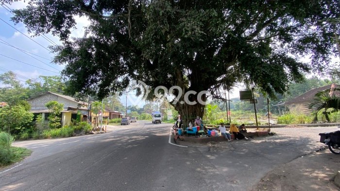 Kavling Tanah Dijual di Ngemplak, Sleman, Luas 139m2 Area Strategis Kavling Tanah Dijual di Ngemplak, Sleman, Luas 139m2 Area Strategis