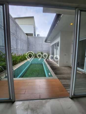Siap Huni Rumah Mewah 4 Kamar di Tangerang Dekat ke Mana Pun Siap Huni Rumah Mewah 4 Kamar di Tangerang Dekat ke Mana Pun