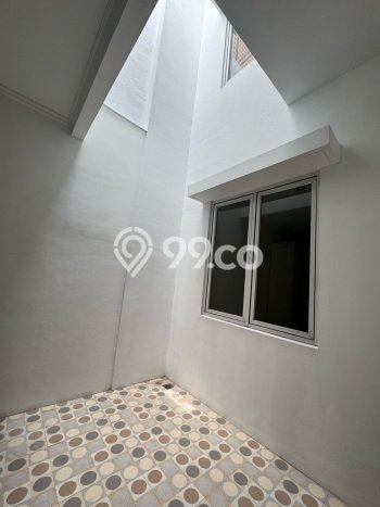 Hunian Mewah LB 170m2 Siap Huni Desain Elegan di BSD City, Tangerang Hunian Mewah LB 170m2 Siap Huni Desain Elegan di BSD City, Tangerang