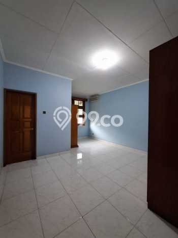 Jarang Ada! Rumah Kontrakan 5 Kamar Nyaman Siap Huni Kemang Jarang Ada! Rumah Kontrakan 5 Kamar Nyaman Siap Huni Kemang