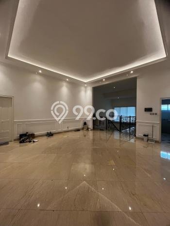 Hunian Ideal dengan LT 700m2 & LB 750m2 Dikontrakkan di Pondok Indah Hunian Ideal dengan LT 700m2 & LB 750m2 Dikontrakkan di Pondok Indah