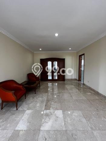 Sewa Rumah Murah di Pondok Indah Jakarta Selatan dengan 6 KT Sewa Rumah Murah di Pondok Indah Jakarta Selatan dengan 6 KT