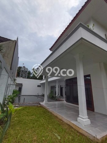 Rumah sewa siap huni 5 Kamar Tidur di Kemang, Jakarta Selatan Rumah sewa siap huni 5 Kamar Tidur di Kemang, Jakarta Selatan