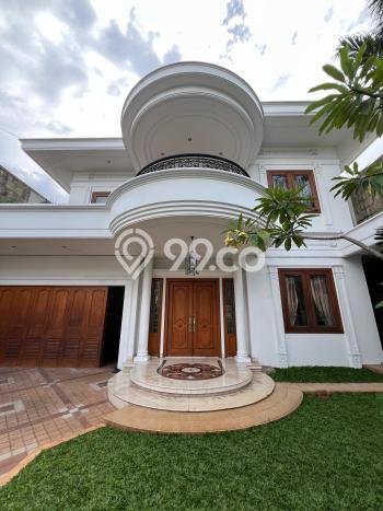 Rumah 6 Kamar Lengkap Disewakan di Menteng Harga Kompetitif Rumah 6 Kamar Lengkap Disewakan di Menteng Harga Kompetitif
