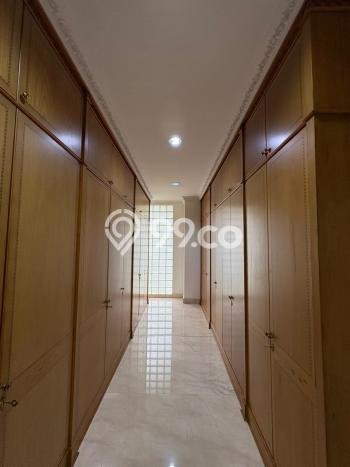 Disewakan! Rumah 3 Kamar Tidur &
4 Kamar Mandi di Gandaria, Jakarta Selatan Disewakan! Rumah 3 Kamar Tidur &
4 Kamar Mandi di Gandaria, Jakarta Selatan