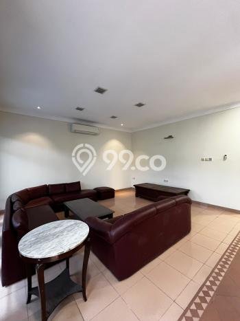 Rumah di Pondok Indah, Lingkungan Strategis, 4 KT Rumah di Pondok Indah, Lingkungan Strategis, 4 KT