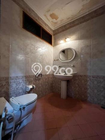Rumah Kontrakan Jakarta Selatan LT 548m2 LB 500m2 Kawasan Cipete Rumah Kontrakan Jakarta Selatan LT 548m2 LB 500m2 Kawasan Cipete
