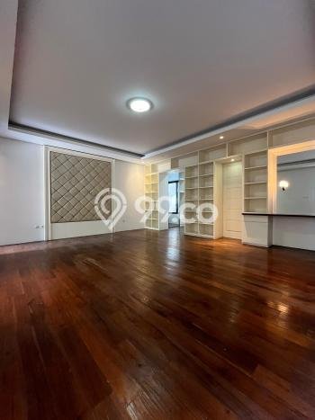 Disewakan Rumah Elit LT 423m2 / LB 500m2 di Kebayoran Lama, Jakarta Selatan Disewakan Rumah Elit LT 423m2 / LB 500m2 di Kebayoran Lama, Jakarta Selatan