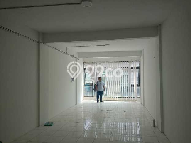 Unit Ruko Paling Strategis di Cilandak Jakarta Selatan dengan LB 110m2 Unit Ruko Paling Strategis di Cilandak Jakarta Selatan dengan LB 110m2