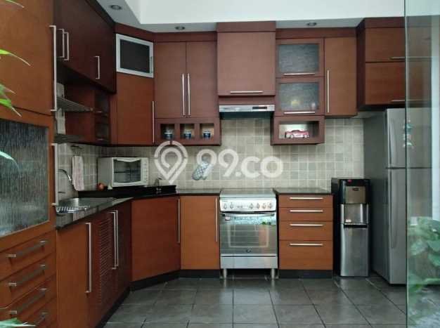 Disewakan Rumah Murah di Pondok Indah Jakarta Selatan dengan 4 Kamar Tidur Disewakan Rumah Murah di Pondok Indah Jakarta Selatan dengan 4 Kamar Tidur