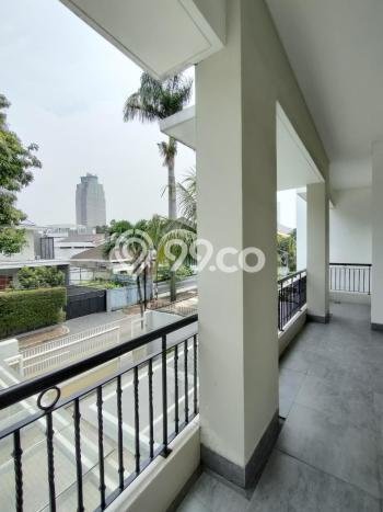 Hunian 4 Kamar Siap Huni Disewakan di Menteng Harga Kompetitif Hunian 4 Kamar Siap Huni Disewakan di Menteng Harga Kompetitif