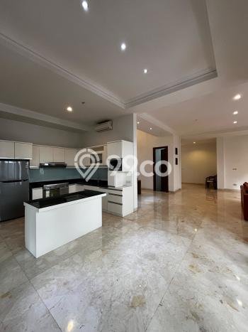 Hunian Kondisi Baik Disewakan di Pondok Indah, Jakarta Selatan LT 480m2, LB 600m2 Hunian Kondisi Baik Disewakan di Pondok Indah, Jakarta Selatan LT 480m2, LB 600m2