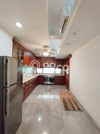 Hunian Bagus Disewakan di Pondok Indah, Jakarta Selatan LT 500m2, LB 550m2 Hunian Bagus Disewakan di Pondok Indah, Jakarta Selatan LT 500m2, LB 550m2
