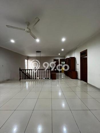 Rumah Kontrakan Jakarta Selatan LT 548m2 LB 500m2 Kawasan Cipete Rumah Kontrakan Jakarta Selatan LT 548m2 LB 500m2 Kawasan Cipete
