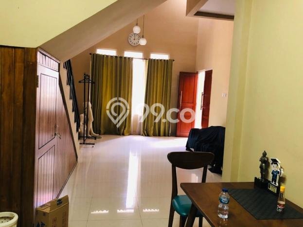 Rumah Sewa Jakarta Selatan LT 120m2 LB 200m2 Kawasan Kemang Rumah Sewa Jakarta Selatan LT 120m2 LB 200m2 Kawasan Kemang