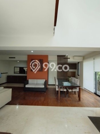 Disewakan! Rumah 3 Kamar Tidur &
3 Kamar Mandi di Kemang, Jakarta Selatan Disewakan! Rumah 3 Kamar Tidur &
3 Kamar Mandi di Kemang, Jakarta Selatan