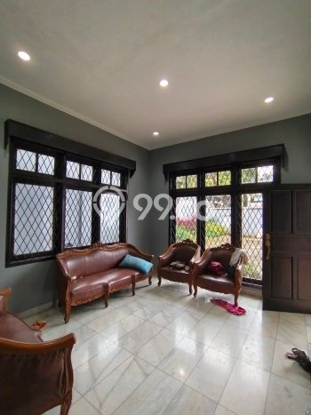 Rumah Kontrakan Jakarta Selatan LT 750m2 LB 600m2 Kawasan Kemang Rumah Kontrakan Jakarta Selatan LT 750m2 LB 600m2 Kawasan Kemang