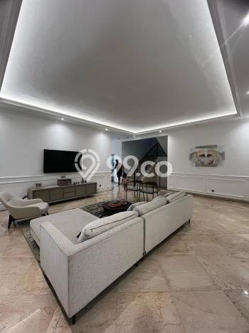 Hunian Ideal dengan LT 700m2 & LB 750m2 Dikontrakkan di Pondok Indah Hunian Ideal dengan LT 700m2 & LB 750m2 Dikontrakkan di Pondok Indah