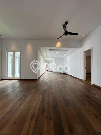 Disewakan Rumah Elit LT 423m2 / LB 500m2 di Kebayoran Lama, Jakarta Selatan Disewakan Rumah Elit LT 423m2 / LB 500m2 di Kebayoran Lama, Jakarta Selatan