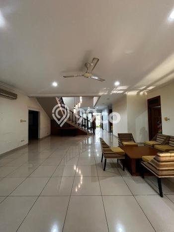 Rumah Kontrakan Jakarta Selatan LT 548m2 LB 500m2 Kawasan Cipete Rumah Kontrakan Jakarta Selatan LT 548m2 LB 500m2 Kawasan Cipete
