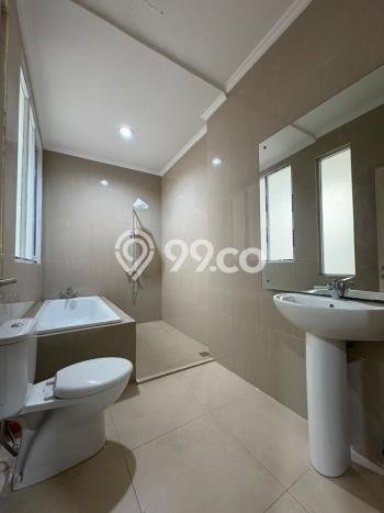 Disewakan! Rumah 3 Kamar Tidur &
4 Kamar Mandi di Gandaria, Jakarta Selatan Disewakan! Rumah 3 Kamar Tidur &
4 Kamar Mandi di Gandaria, Jakarta Selatan