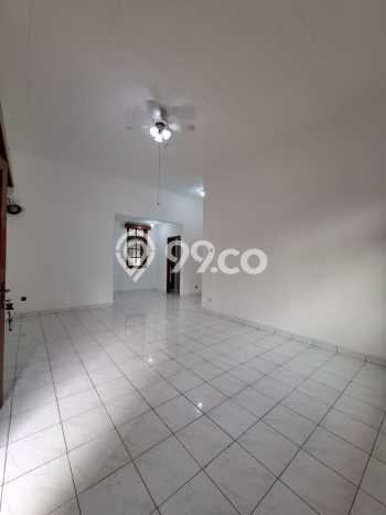 PREMIUM LIVING! Rumah di , 2 KM, Area Berkembang, LT 589m2m² LB 100m2m² PREMIUM LIVING! Rumah di , 2 KM, Area Berkembang, LT 589m2m² LB 100m2m²
